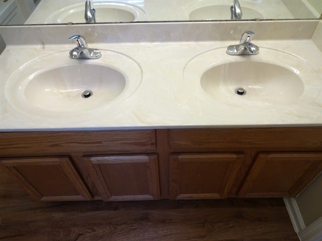 Building Photo - 1643 Hawkins Cove Dr E