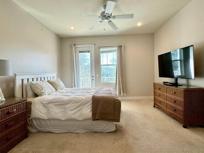 Building Photo - 2758 Avalon Way