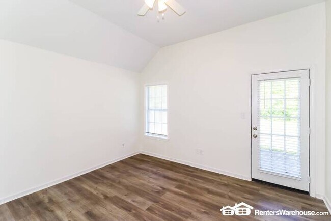 Building Photo - Newly Remodeled Southaven Home