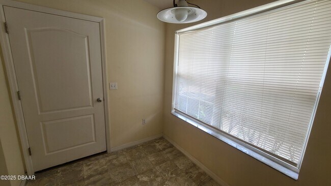 Building Photo - 1018 Grand Hickory Cir