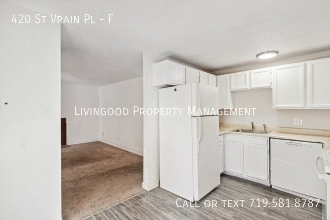 Building Photo - 420 St Vrain Pl