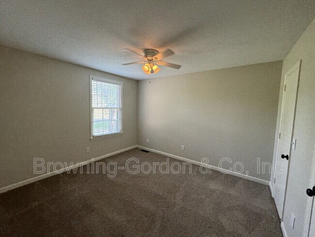 Building Photo - 430 Stewarts Ferry Pike