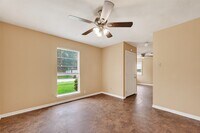 Building Photo - 4826 Redfish Reef Dr