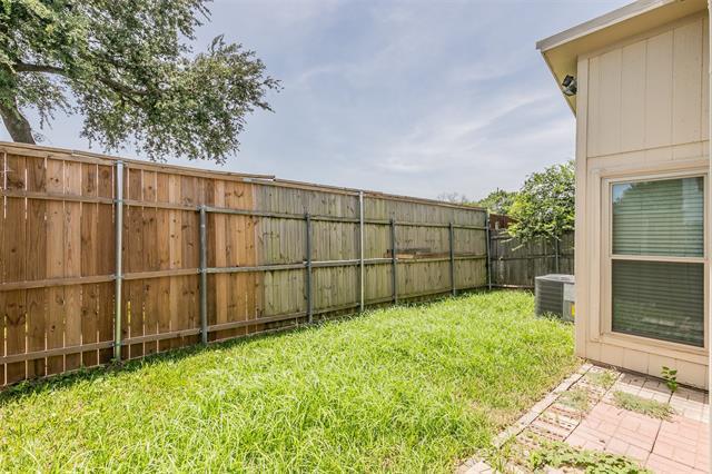 Building Photo - 2916 Pegasus Dr