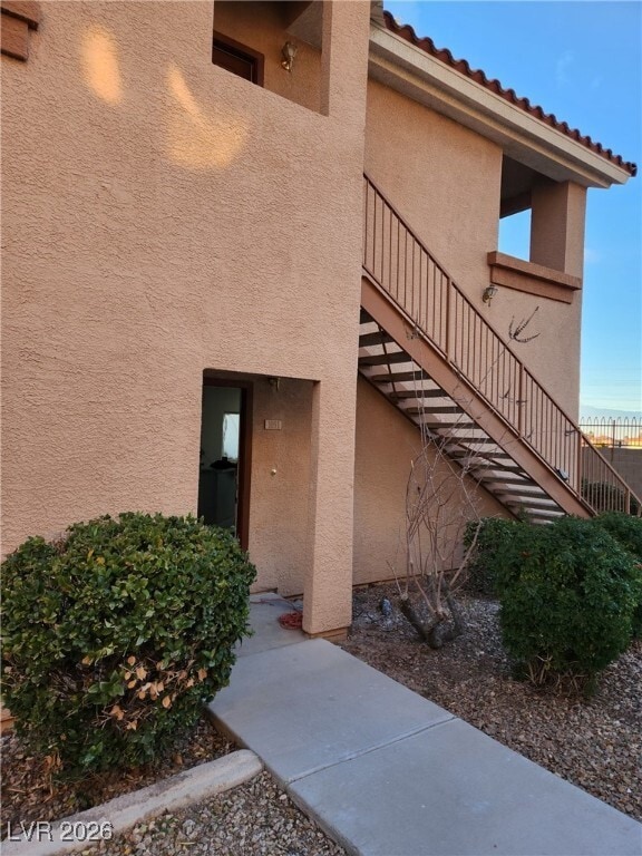 Building Photo - 1050 E Cactus Ave