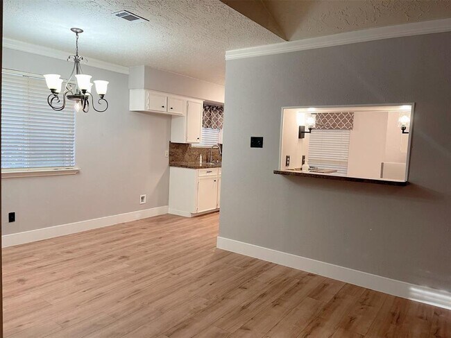 Building Photo - 11807 Monticeto Ln