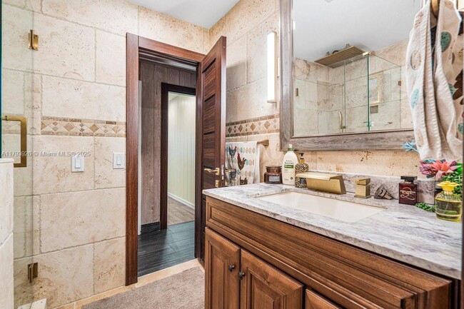 Building Photo - 11767 W Rambling Dr