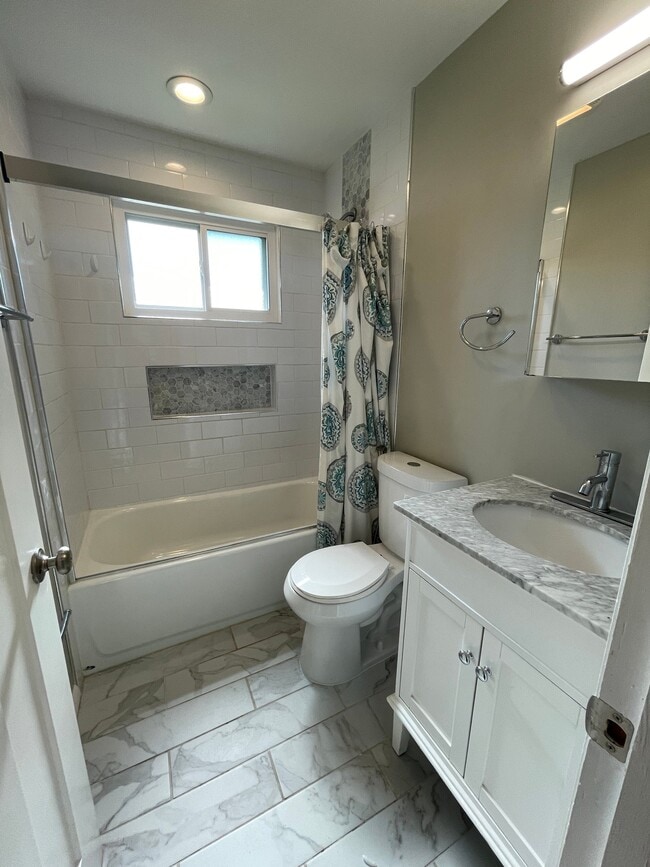 Building Photo - 1629 Citadel Pl