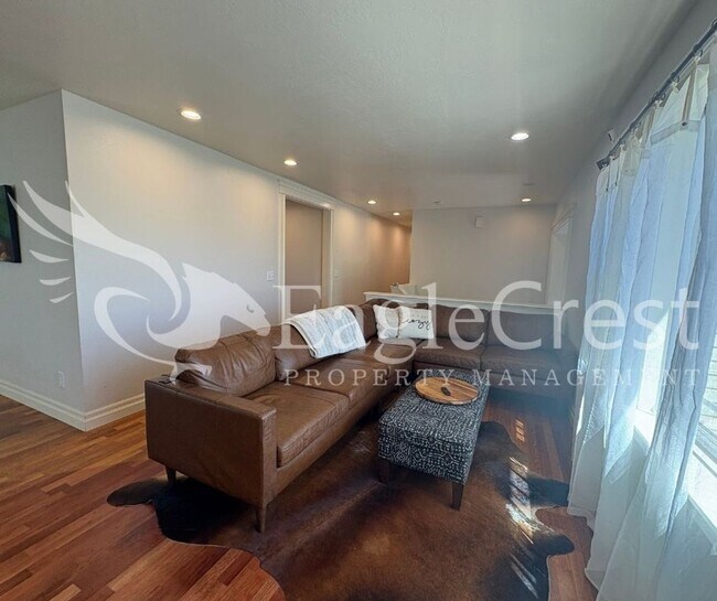 Building Photo - Beautiful Five Bedroom Home with Acreage