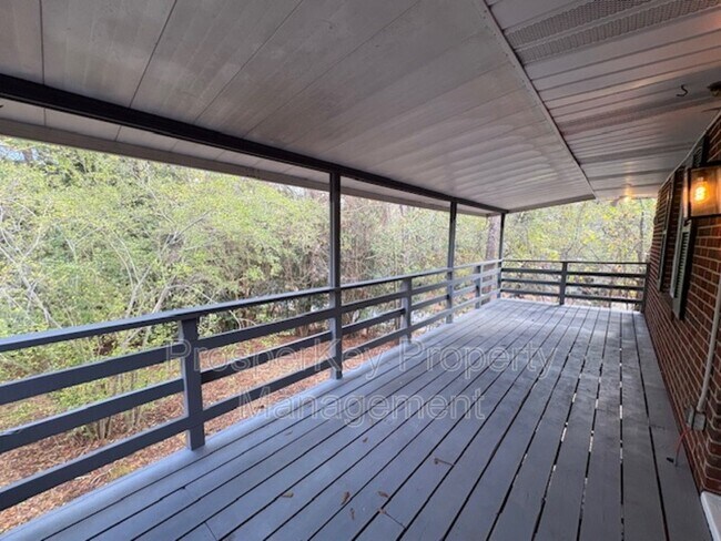 Building Photo - 5802 Catalina Dr