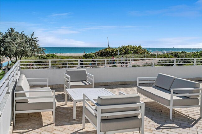 Building Photo - 345 Ocean Dr