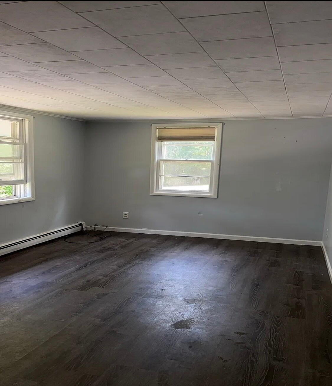 Building Photo - 2 Oakfield Dr