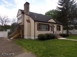 Primary Photo - 29 Oak St