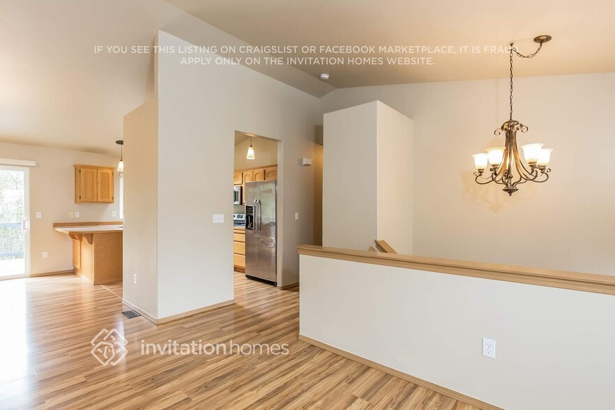 Building Photo - 7400 46th Pl NE