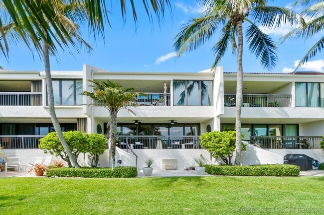 Building Photo - 2335 S Ocean Blvd