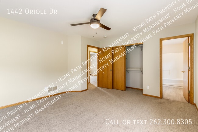 Building Photo - 1442 Oriole Dr