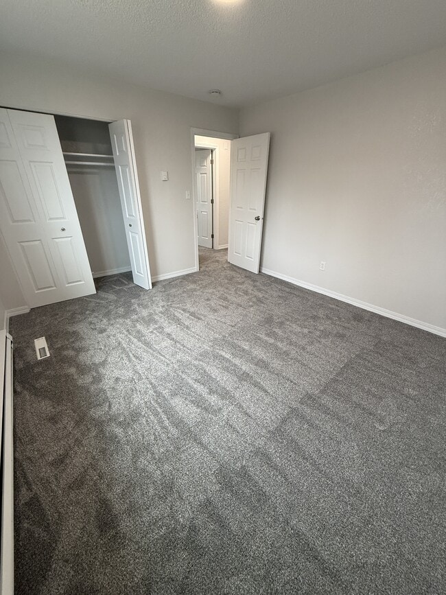 Building Photo - 6233 43rd St SW