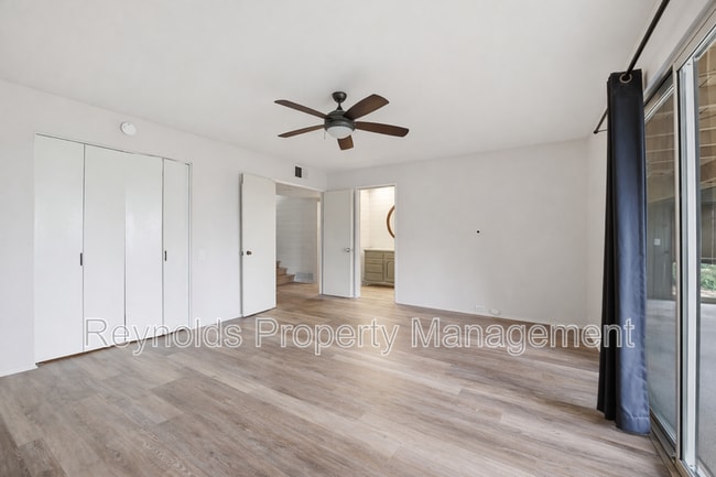 Building Photo - 2279 Caminito Cabala