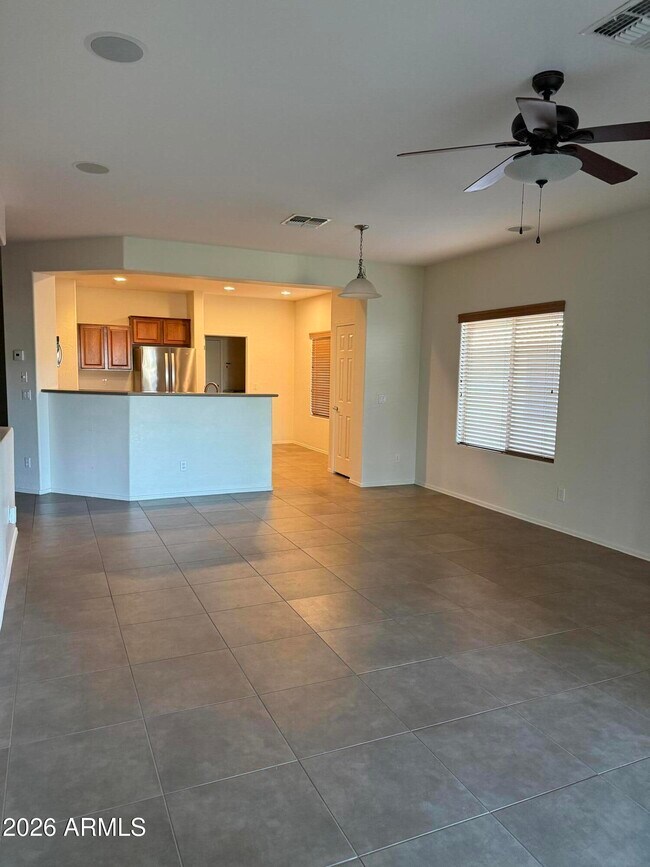 Building Photo - 6626 W Victory Way