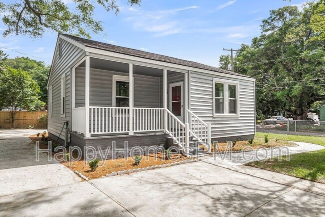 Primary Photo - 2308 Aintree Ave
