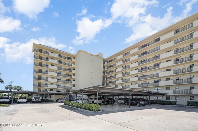 Building Photo - 500 Palm Springs Blvd
