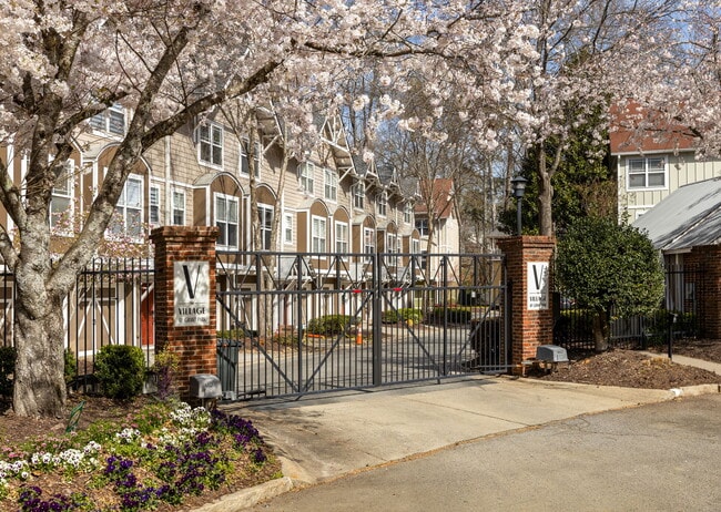 Building Photo - 380 Grant Cir SE