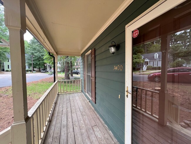 Building Photo - **OFFERING WAIVED APPLICATION FEES & $100 ...