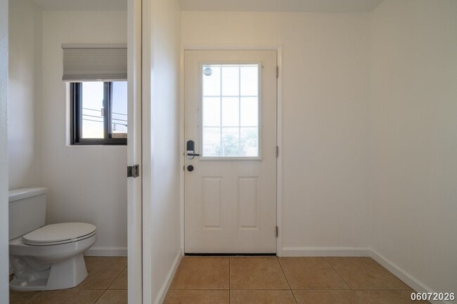 Building Photo - $3650.00 | 2bd/2.5ba Single Family Home in Halawa Heights