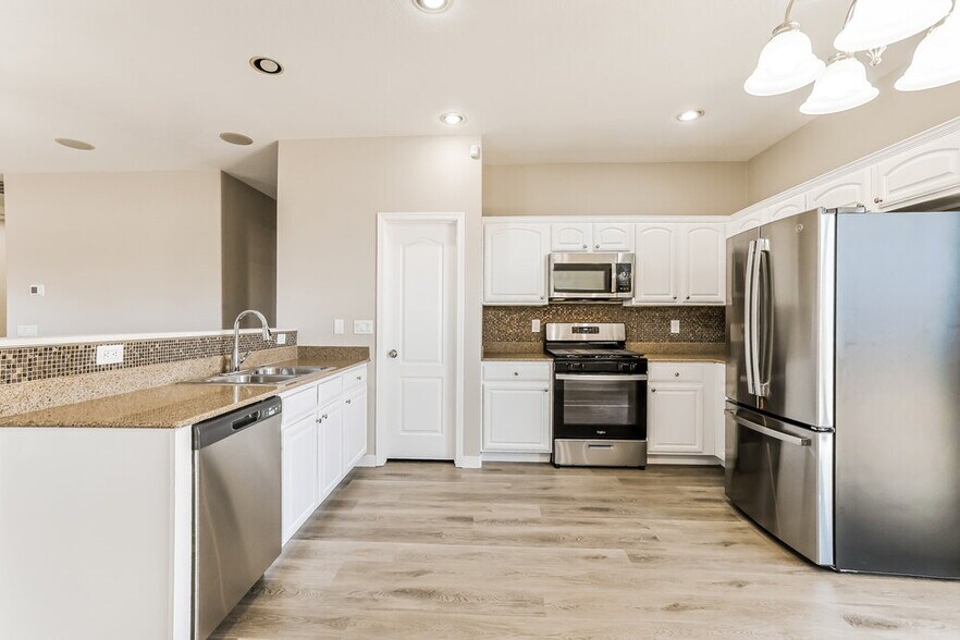 Building Photo - 22178 E Vía Del Palo