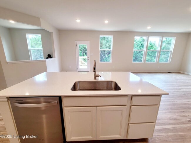 Building Photo - 4121 Bent Creek Dr