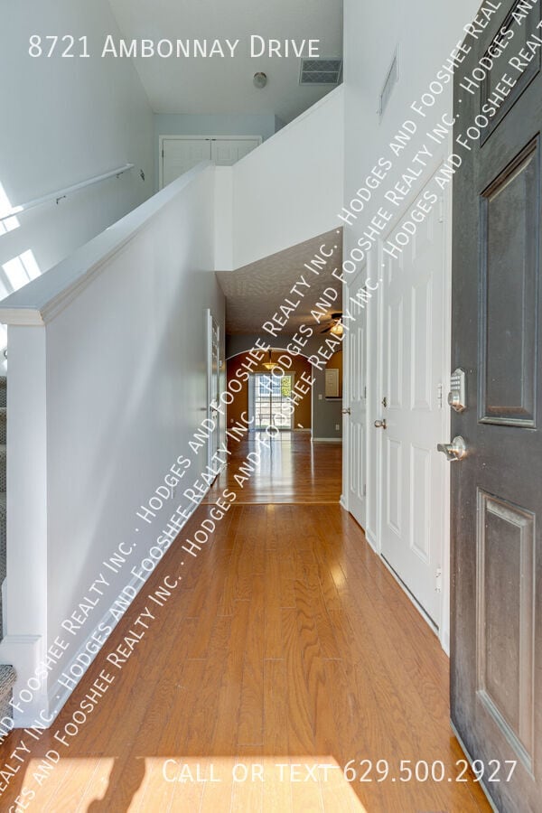 Building Photo - 8721 Ambonnay Dr