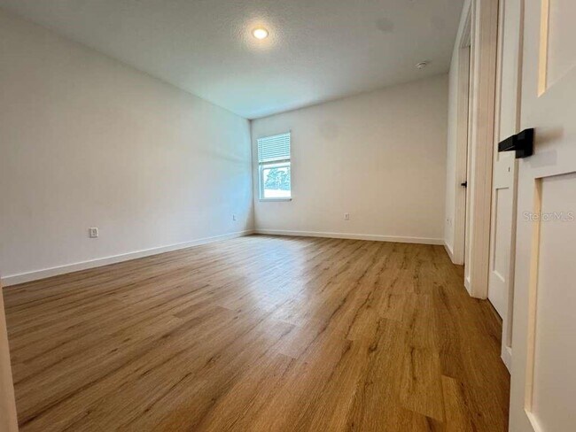 Building Photo - 6807 SW 153rd Pl Rd