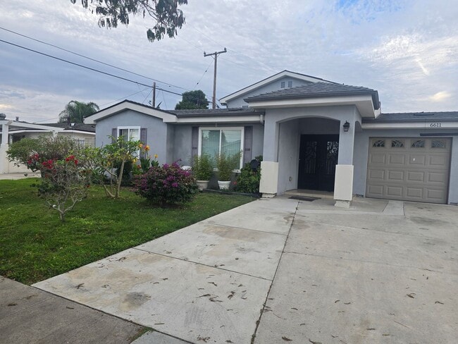 Building Photo - 6611 Kiowa Rd