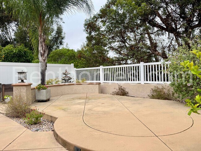Building Photo - 11339 Red Cedar Ln