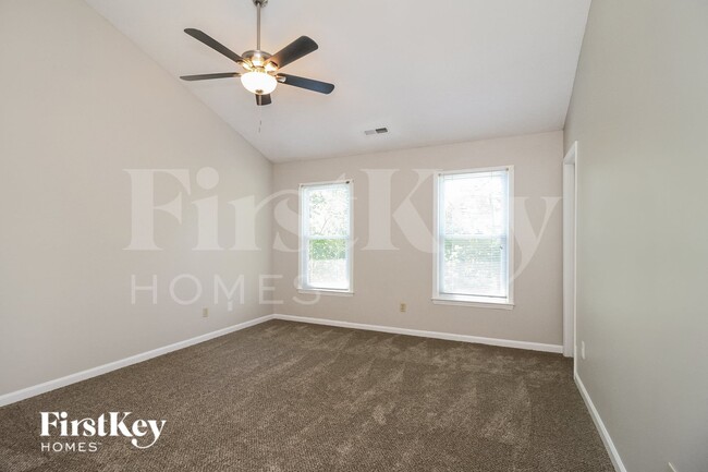 Building Photo - 7089 Avenbury Cir