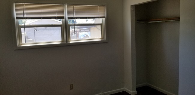 Building Photo - 230 Cypress St