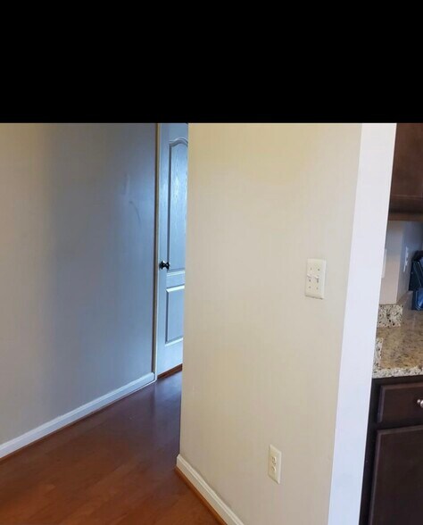 Building Photo - 7125 Durrette Rd