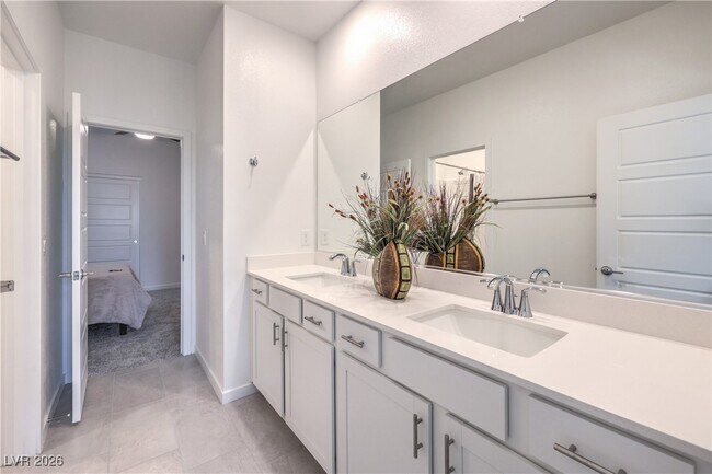 Building Photo - 6093 Avery Pointe St