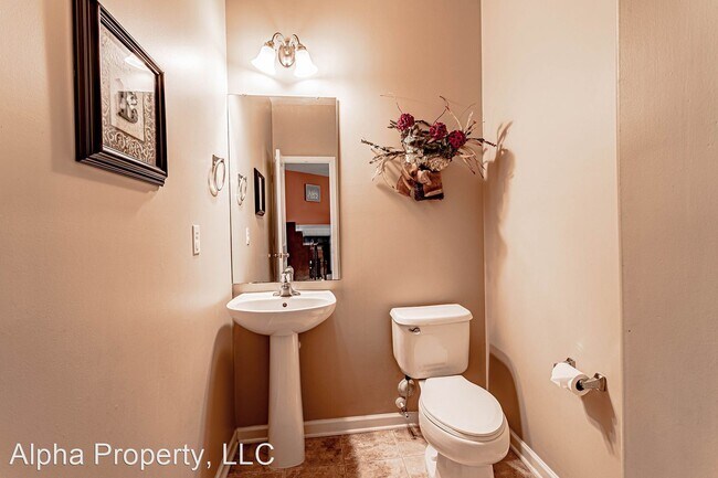 Building Photo - 4 br, 2.5 bath House - 8 Reid Valley Ct