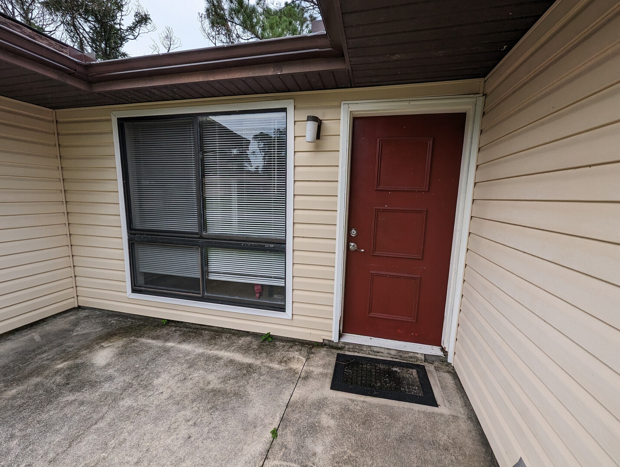 Front door - 3740 Giblin Dr