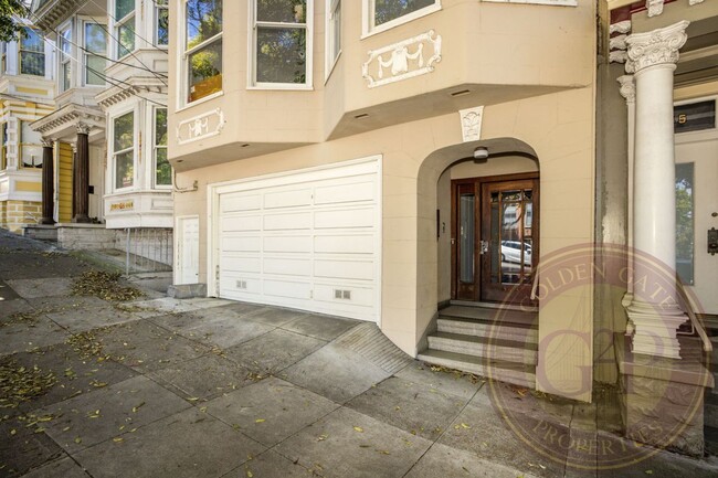 Building Photo - Cole Valley - 2 BR, 1 BA Condo 766 Sq. Ft....