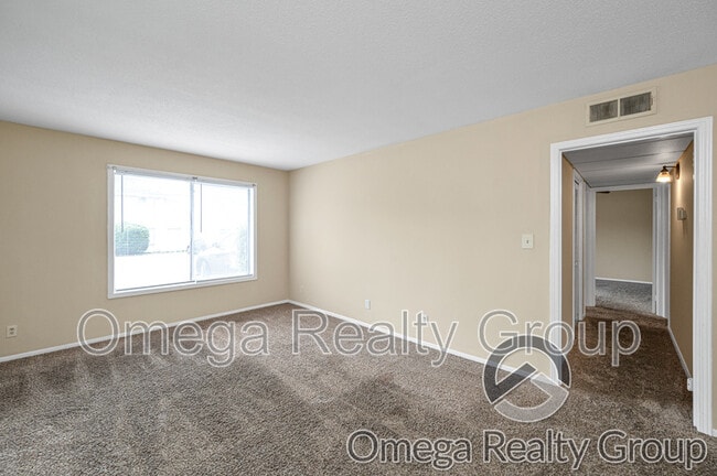 Building Photo - 2901 18th Ave