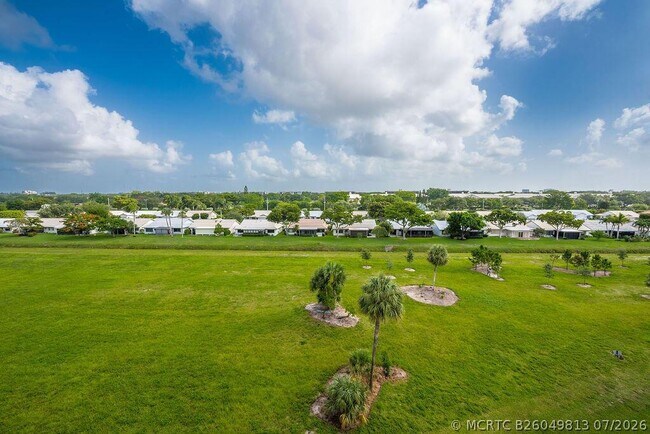 Building Photo - 6463 La Costa Dr