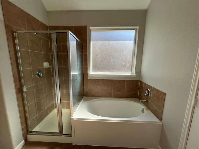 Building Photo - 146 Black Swan Pl