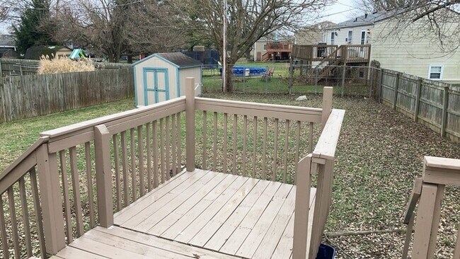 Building Photo - 105 Woodard Dr