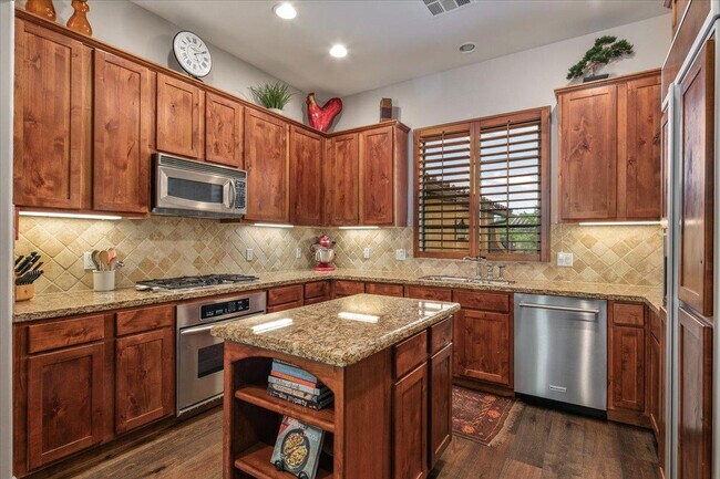 Building Photo - 20704 N 90th Pl