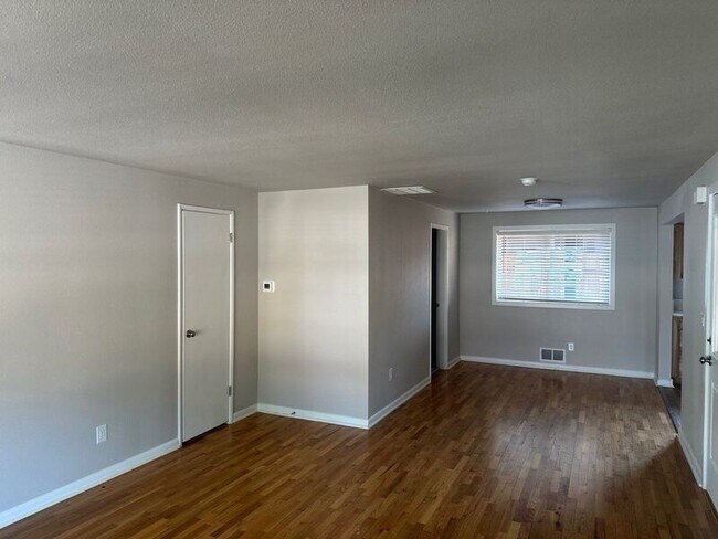 Building Photo - 1332 SW 8th Ave