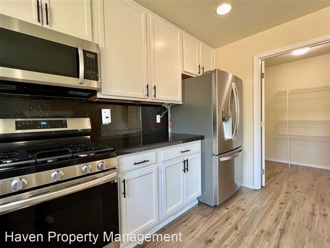 Building Photo - 4 br, 2.5 bath House - 12820 SE 225th Ct