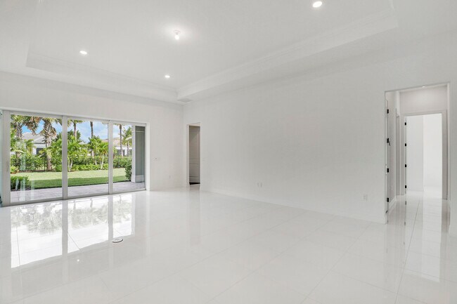 Building Photo - 10815 Stellar Cir