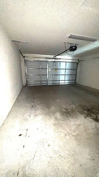 Building Photo - Davenport- 4/2 single family home. Coming Soon!!!